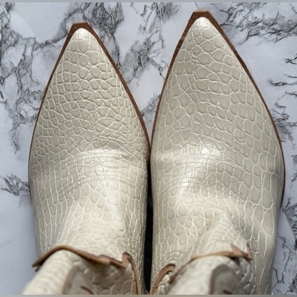 Steve Madden Wynter Western Cowgirl Boots Size-8.5 - Picture 10 of 11